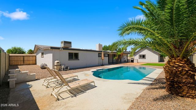 4240 E DESERT CACTUS Street, Phoenix, AZ 85032