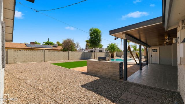 4240 E DESERT CACTUS Street, Phoenix, AZ 85032