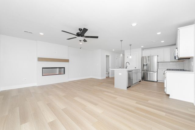 222 Elkenburg Street 7, South Haven City, MI 49090
