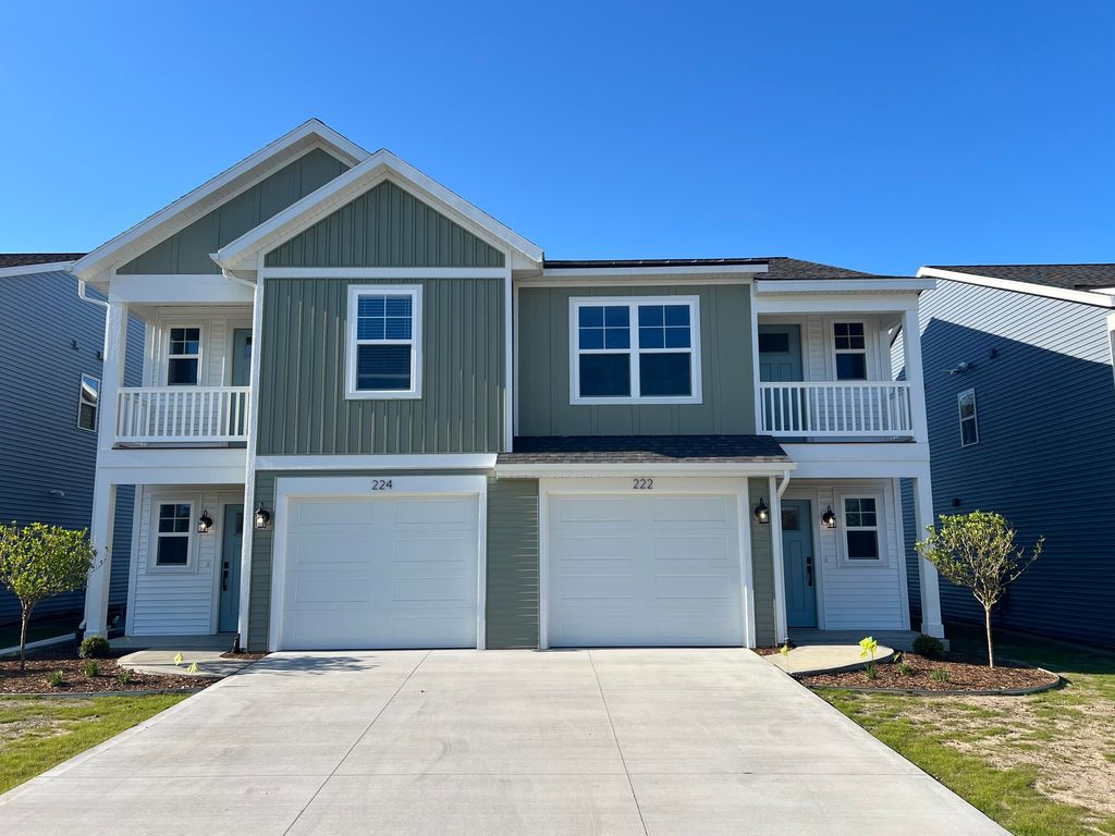 222 Elkenburg Street 7, South Haven City, MI 49090