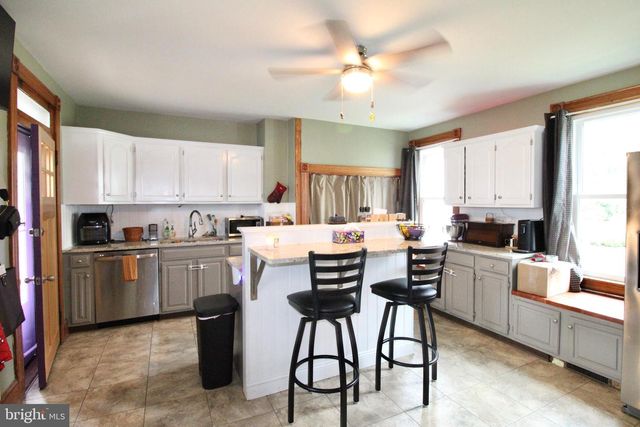 2814 WILLOW STREET PIKE, Willow Street, PA 17584