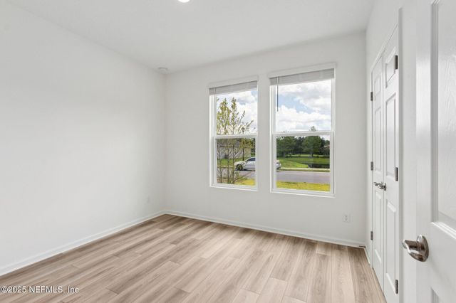 1244 HAMMOCK DUNES Drive, Jacksonville, FL 32221