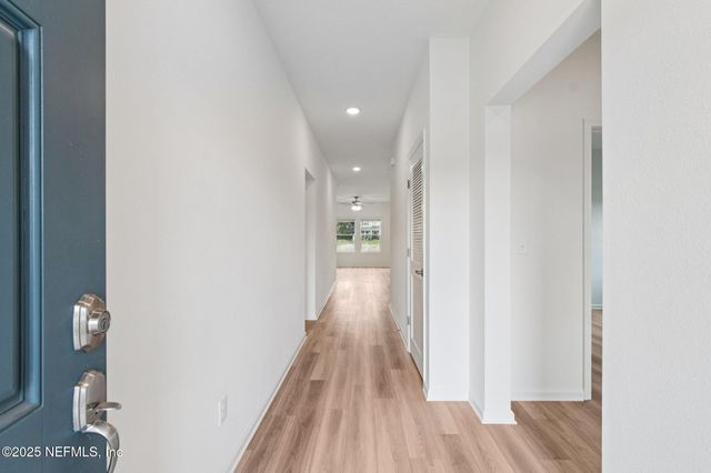 1244 HAMMOCK DUNES Drive, Jacksonville, FL 32221