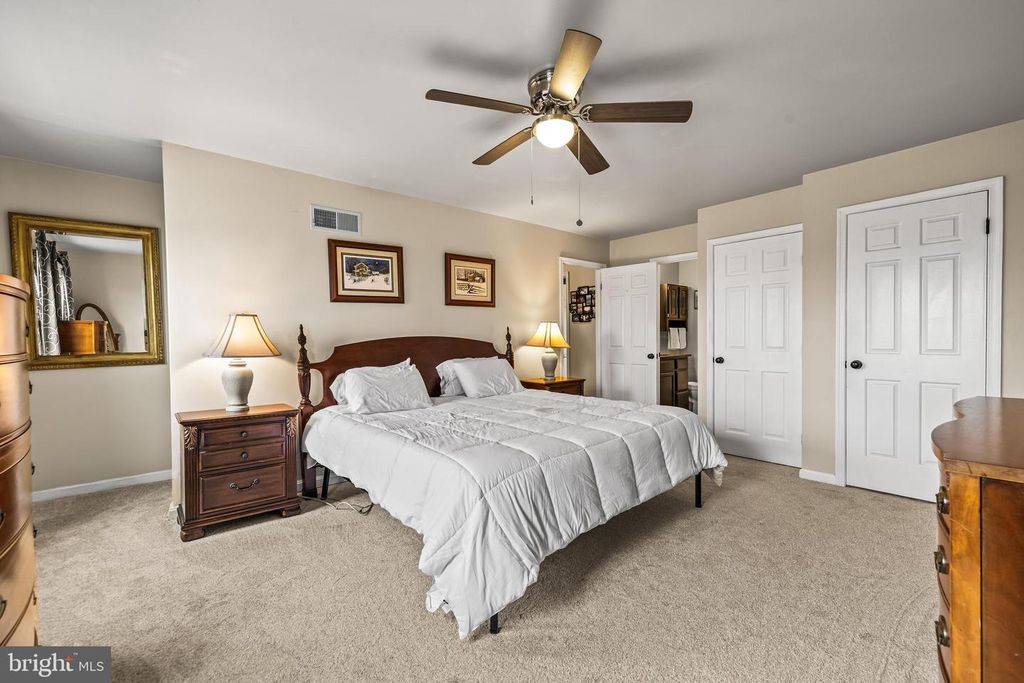 Image 24 of property listing at 5 N SHAFFER DR, New Freedom, PA 17349