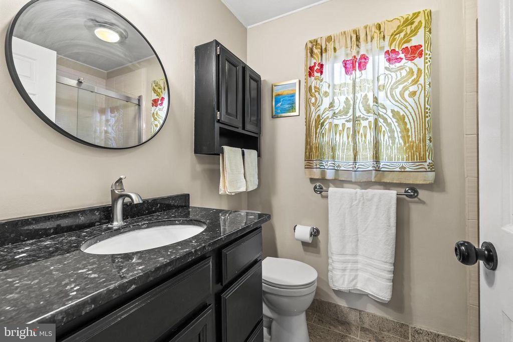 Image 26 of property listing at 5 N SHAFFER DR, New Freedom, PA 17349