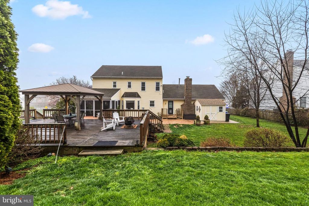 Image 45 of property listing at 5 N SHAFFER DR, New Freedom, PA 17349
