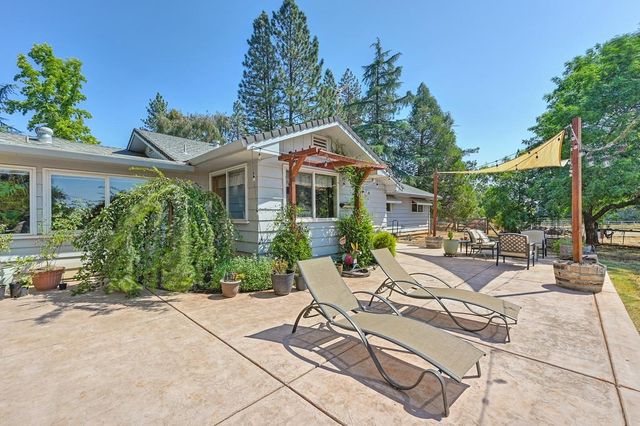 2060 State Highway 193, Cool, CA 95614