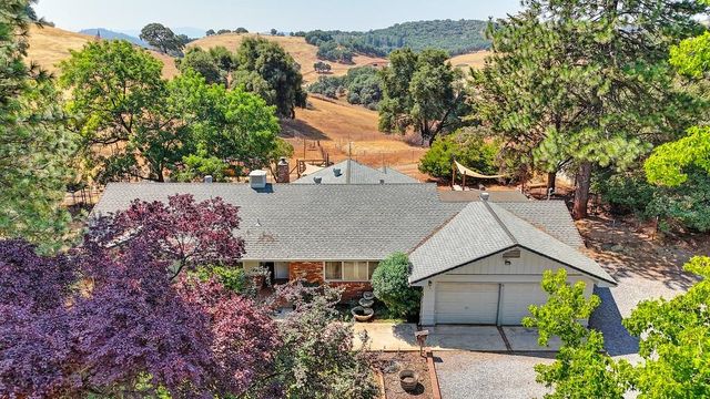 2060 State Highway 193, Cool, CA 95614