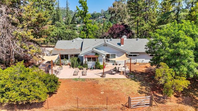 2060 State Highway 193, Cool, CA 95614