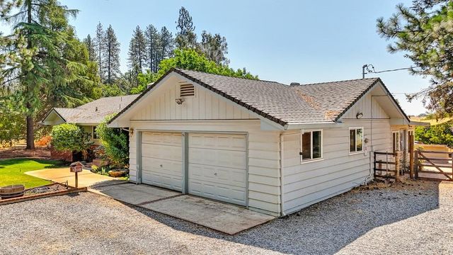 2060 State Highway 193, Cool, CA 95614