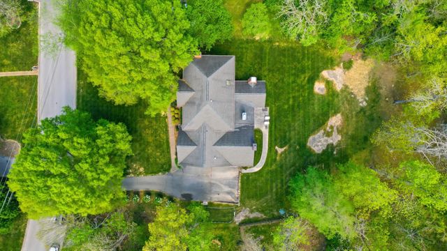 15 Middle Creek Road, Signal Mountain, TN 37377