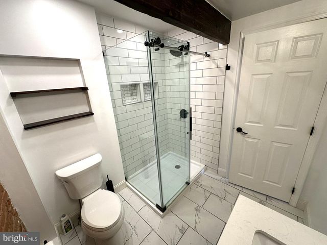 1320 CREASE ST, Philadelphia, PA 19125