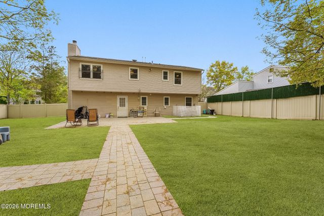 869 Hearthstone Drive, Lakewood, NJ 08701