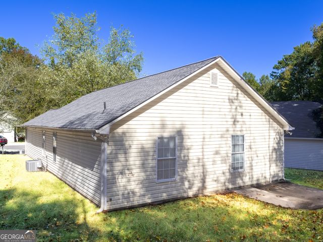 7048 Branch Crossing Way, Douglasville, GA 30134