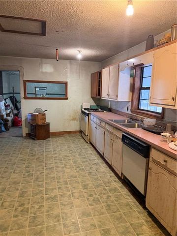 9749 John Paul Road, Semmes, AL 36575