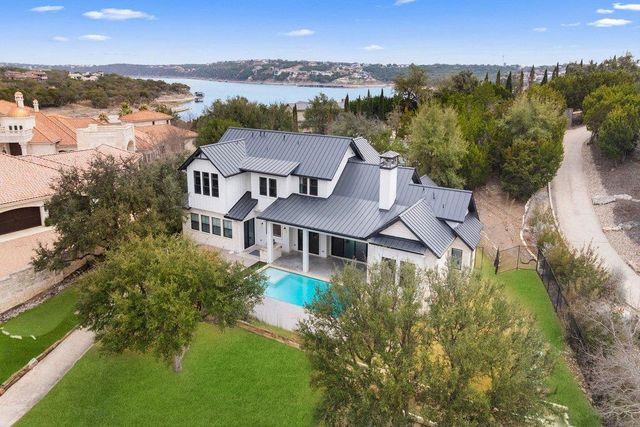 821 S Angel Light DR, Spicewood, TX 78669