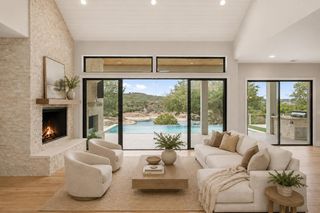 821 S Angel Light DR, Spicewood, TX 78669