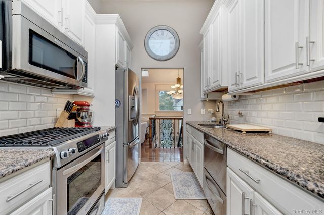 2817 Riverside Drive, Wantagh, NY 11793