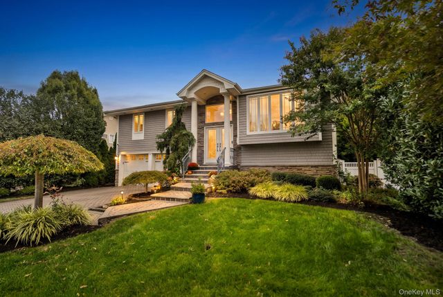 2817 Riverside Drive, Wantagh, NY 11793
