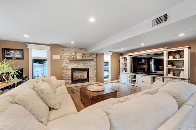 2817 Riverside Drive, Wantagh, NY 11793