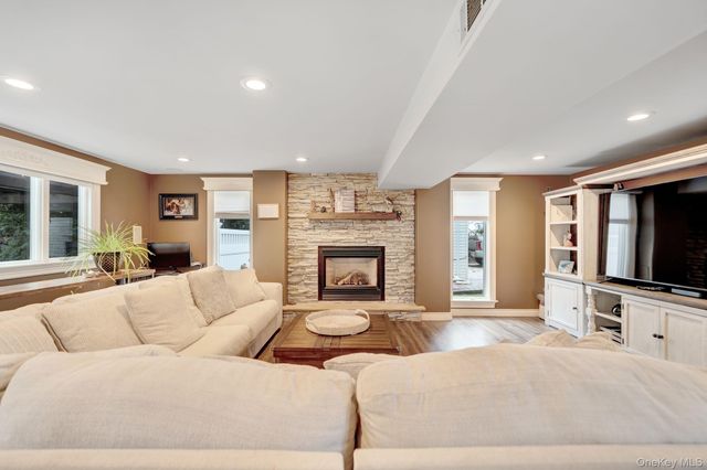 2817 Riverside Drive, Wantagh, NY 11793