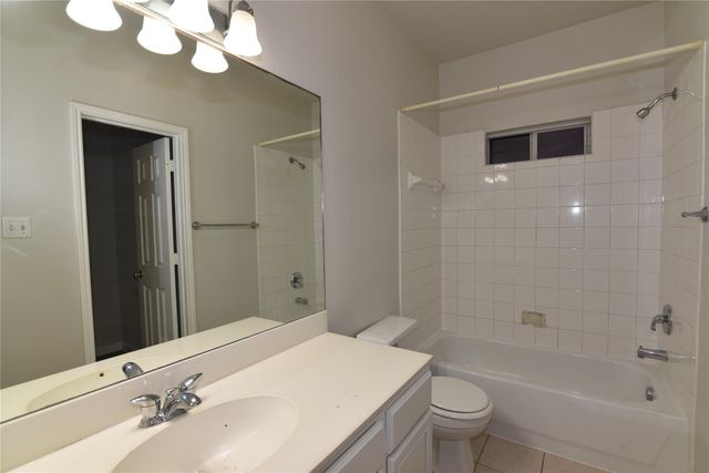 6807 Turtlewood Drive, Houston, TX 77072