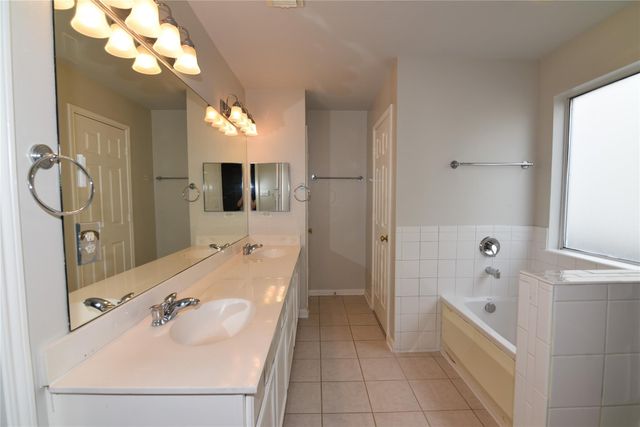 6807 Turtlewood Drive, Houston, TX 77072