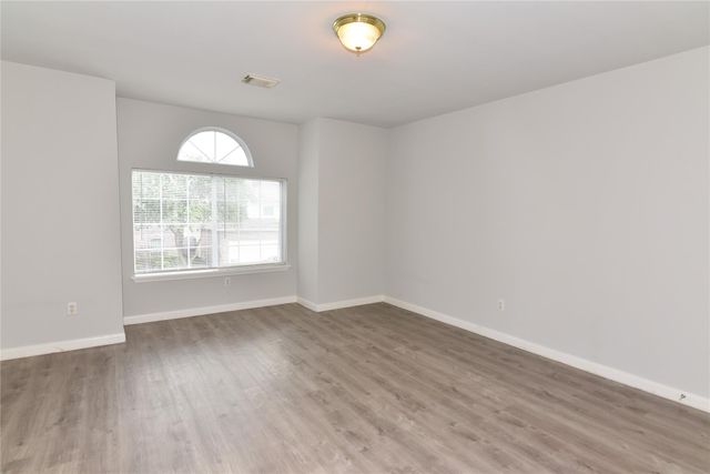 6807 Turtlewood Drive, Houston, TX 77072