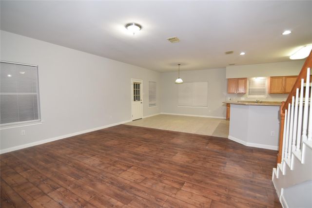 6807 Turtlewood Drive, Houston, TX 77072