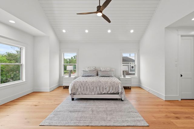 1315 Waverly Street, Houston, TX 77008