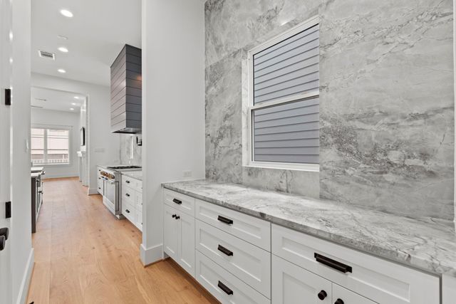 1315 Waverly Street, Houston, TX 77008