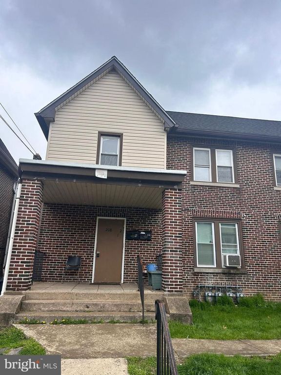 208 W 28TH ST #2, Wilmington, DE 19802