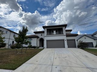 1813 Mazarro DR, Leander, TX 78641