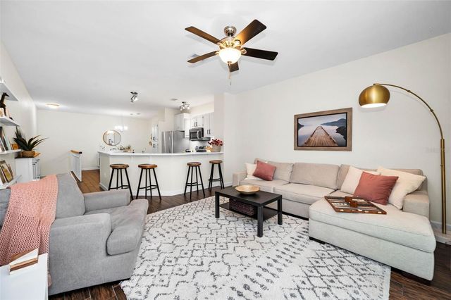 913 NORMANDY TRACE ROAD 913, Tampa, FL 33602