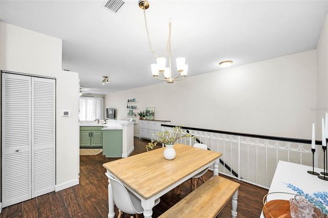 913 NORMANDY TRACE ROAD 913, Tampa, FL 33602