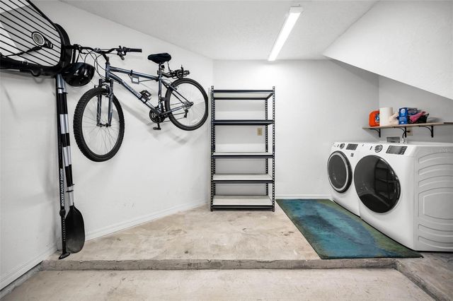 913 NORMANDY TRACE ROAD 913, Tampa, FL 33602