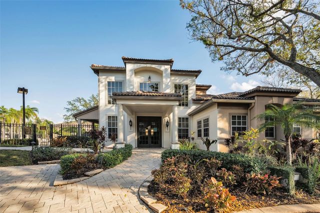 913 NORMANDY TRACE ROAD 913, Tampa, FL 33602