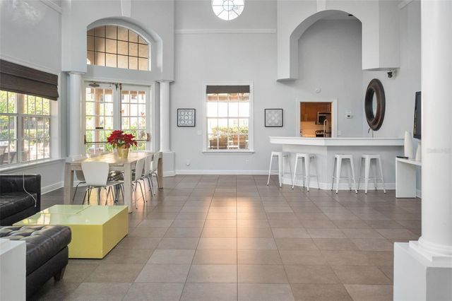 913 NORMANDY TRACE ROAD 913, Tampa, FL 33602