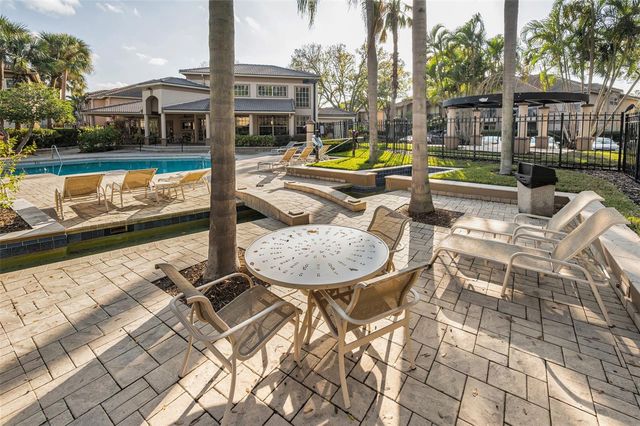 913 NORMANDY TRACE ROAD 913, Tampa, FL 33602