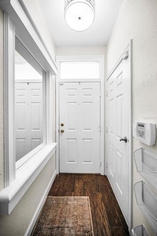 913 NORMANDY TRACE ROAD 913, Tampa, FL 33602