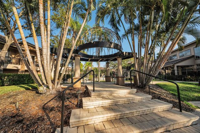 913 NORMANDY TRACE ROAD 913, Tampa, FL 33602