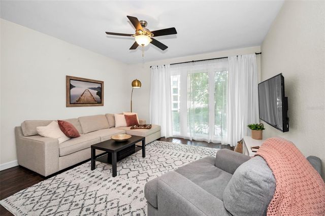 913 NORMANDY TRACE ROAD 913, Tampa, FL 33602