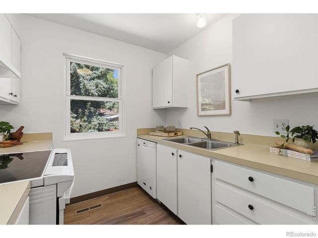 672 Mansfield Drive, Fort Collins, CO 80525