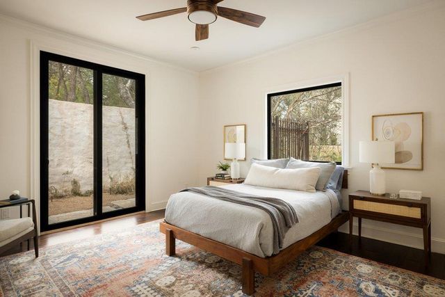 11 Ehrlich RD, Austin, TX 78746