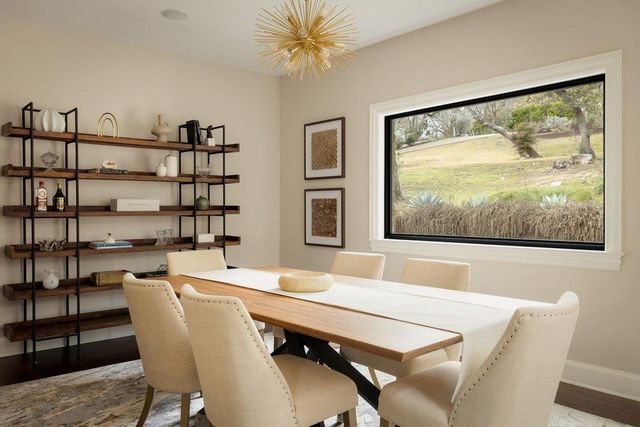 11 Ehrlich RD, Austin, TX 78746