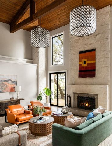 11 Ehrlich RD, Austin, TX 78746