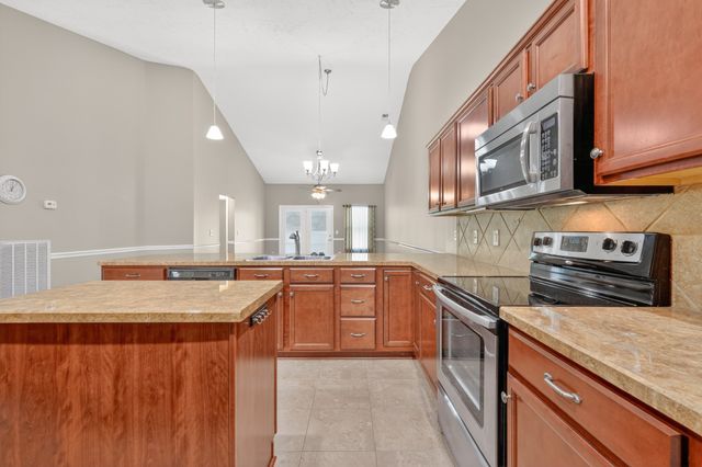 161 Plymouth Dr, Lebanon, TN 37087