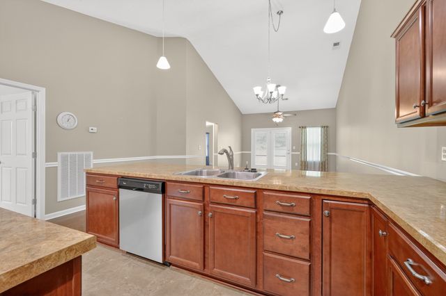 161 Plymouth Dr, Lebanon, TN 37087