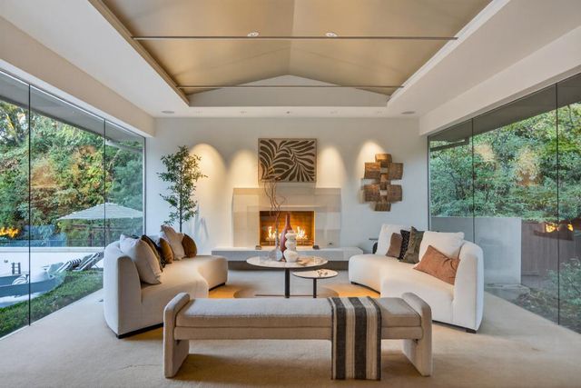 3636 Fair Oaks Blvd, Sacramento, CA 95864