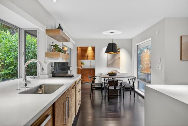 3636 Fair Oaks Blvd, Sacramento, CA 95864